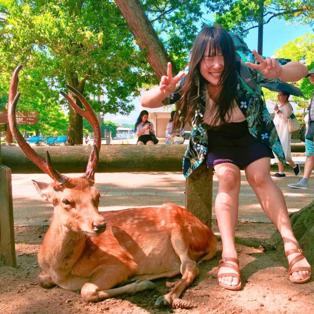 Meet your Posher, April